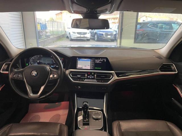 BMW Serie 3 Touring 318d mhev 48V auto