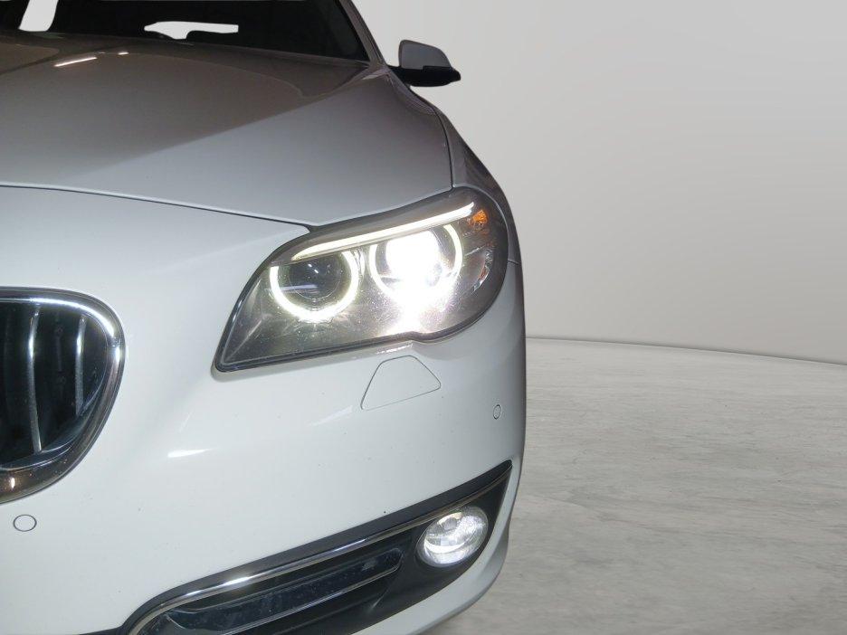 BMW Serie 5 (F10/11) - 520d Touring Luxury