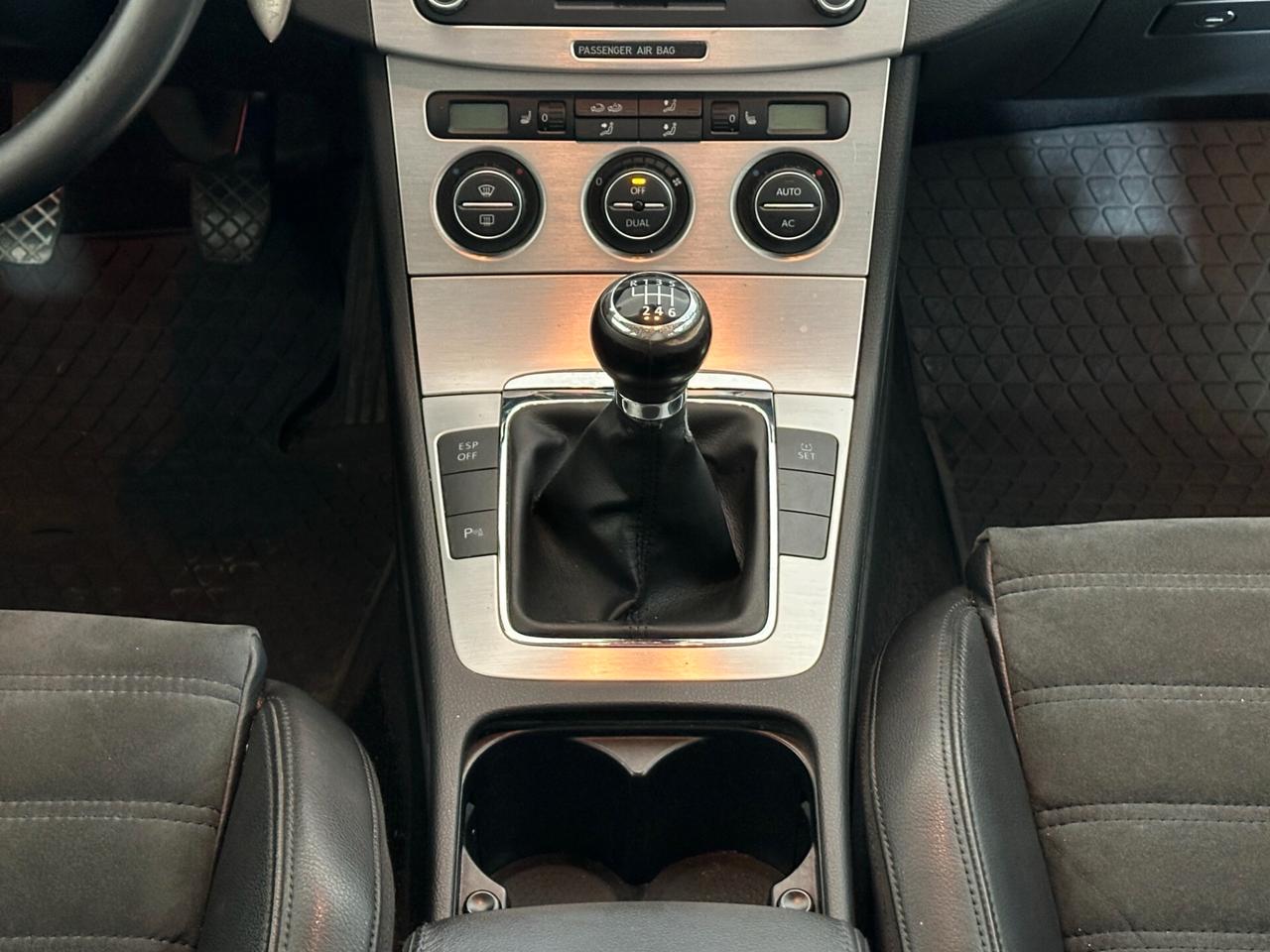Volkswagen Passat 2.0 TDI DPF Var. Business Perfetta
