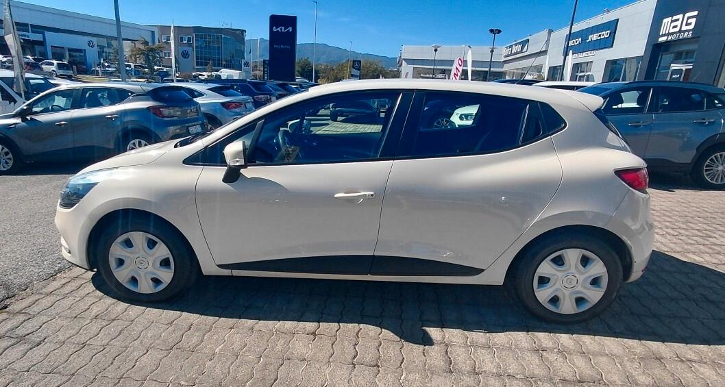 Renault Clio 1.2 75CV 5 porte Zen