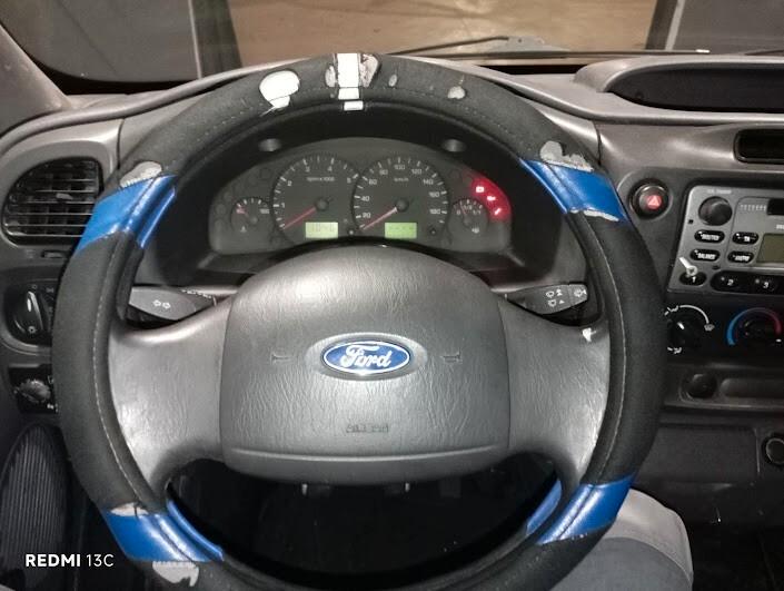 FORD TRANSIT RIBALTABILE TRILATERALE GEMMELLATO DEL 2005 IVA