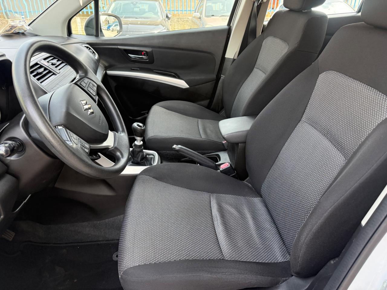 Suzuki S-Cross 1.6 DDiS Top