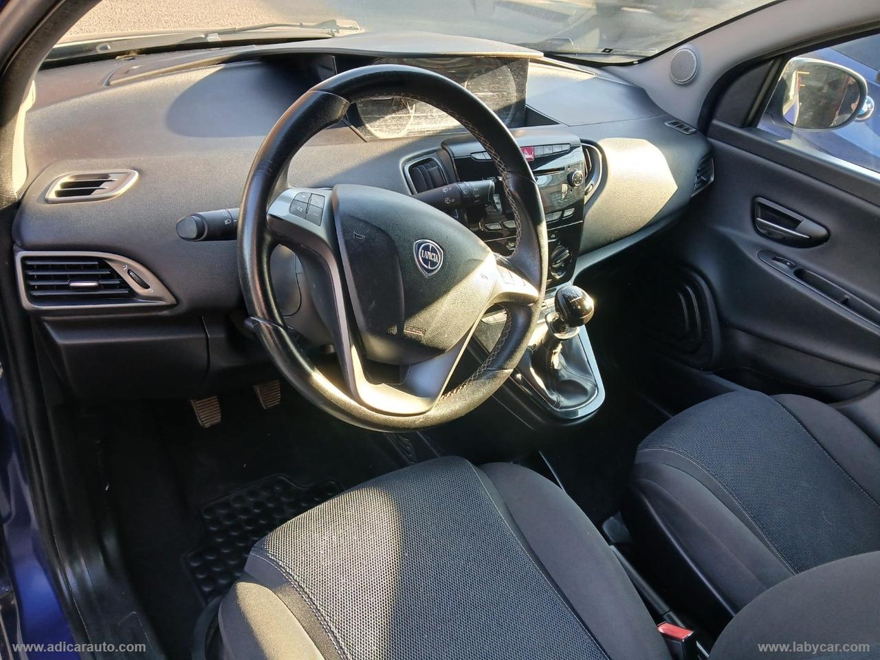 LANCIA Ypsilon 1.2 69 CV 5p. S Momodesign