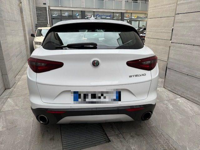 ALFA ROMEO Stelvio 2.2 Turbodiesel 160 CV AT8 RWD Business
