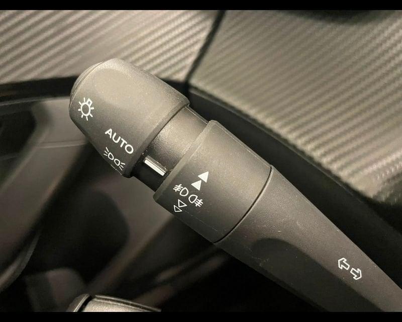 Peugeot 2008 II 2020 1.2 puretech Allure s&s 100cv