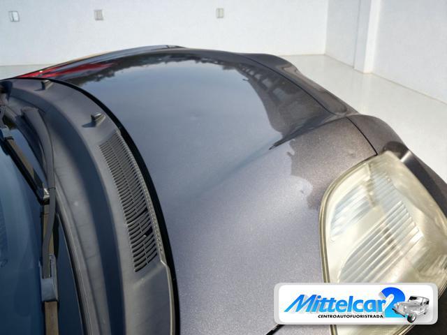 TOYOTA Yaris 1.0 5 porte Now