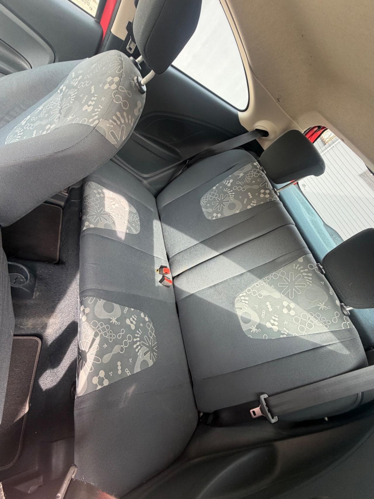 Ford Ka 1.2 8V 69CV Titanium