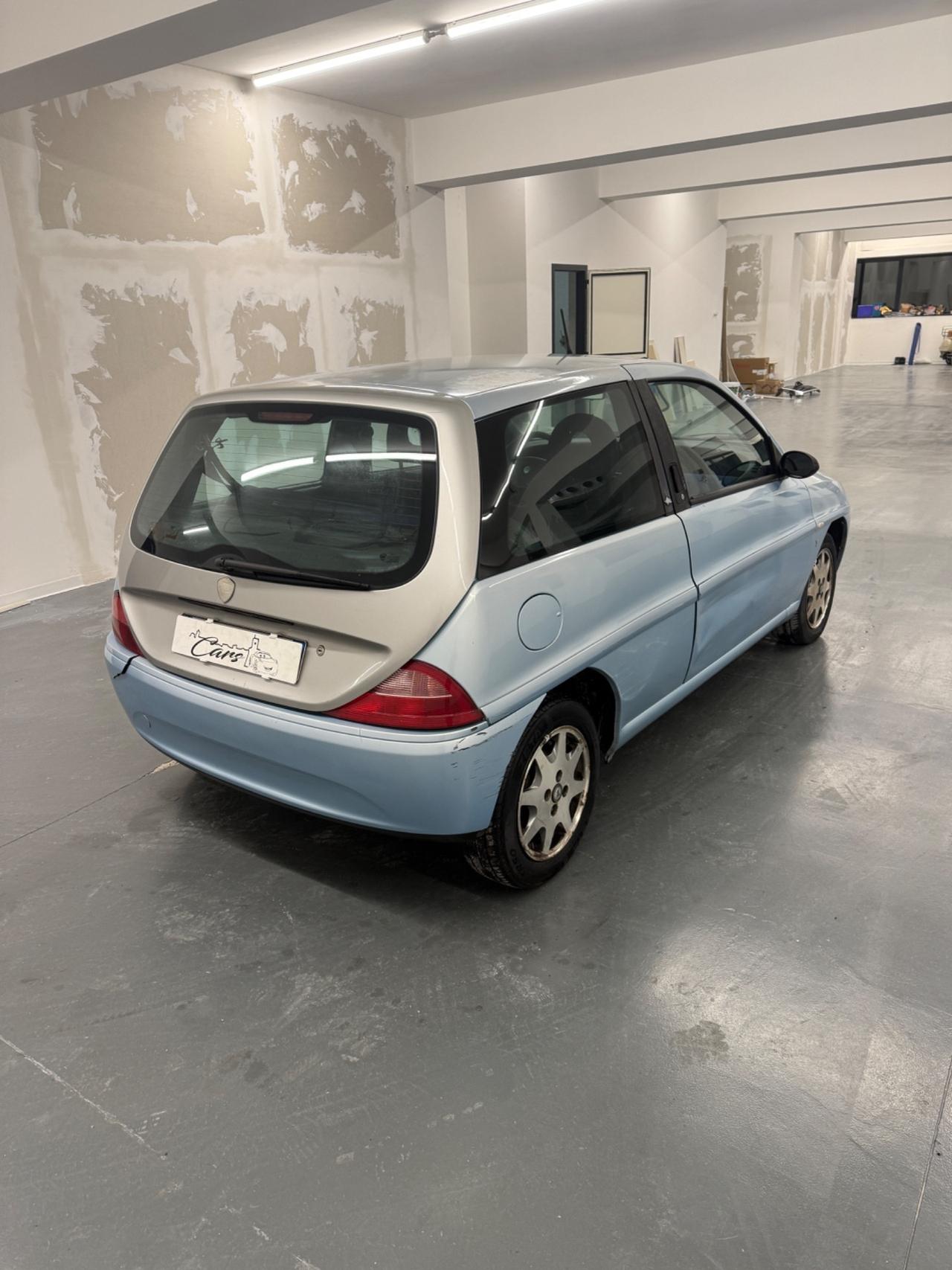 Lancia Y 1.2i cat Elefantino Blu