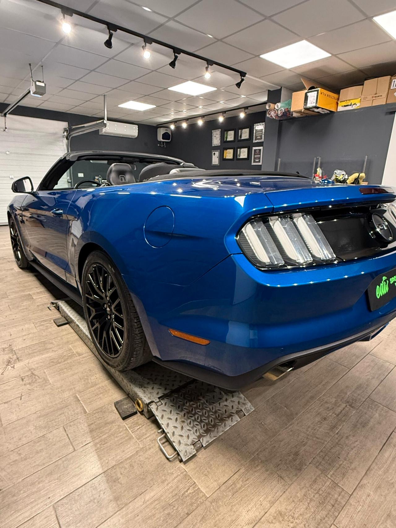 Ford Mustang 5.0 V8 - MANUALE - MANUTENZIONE FORD