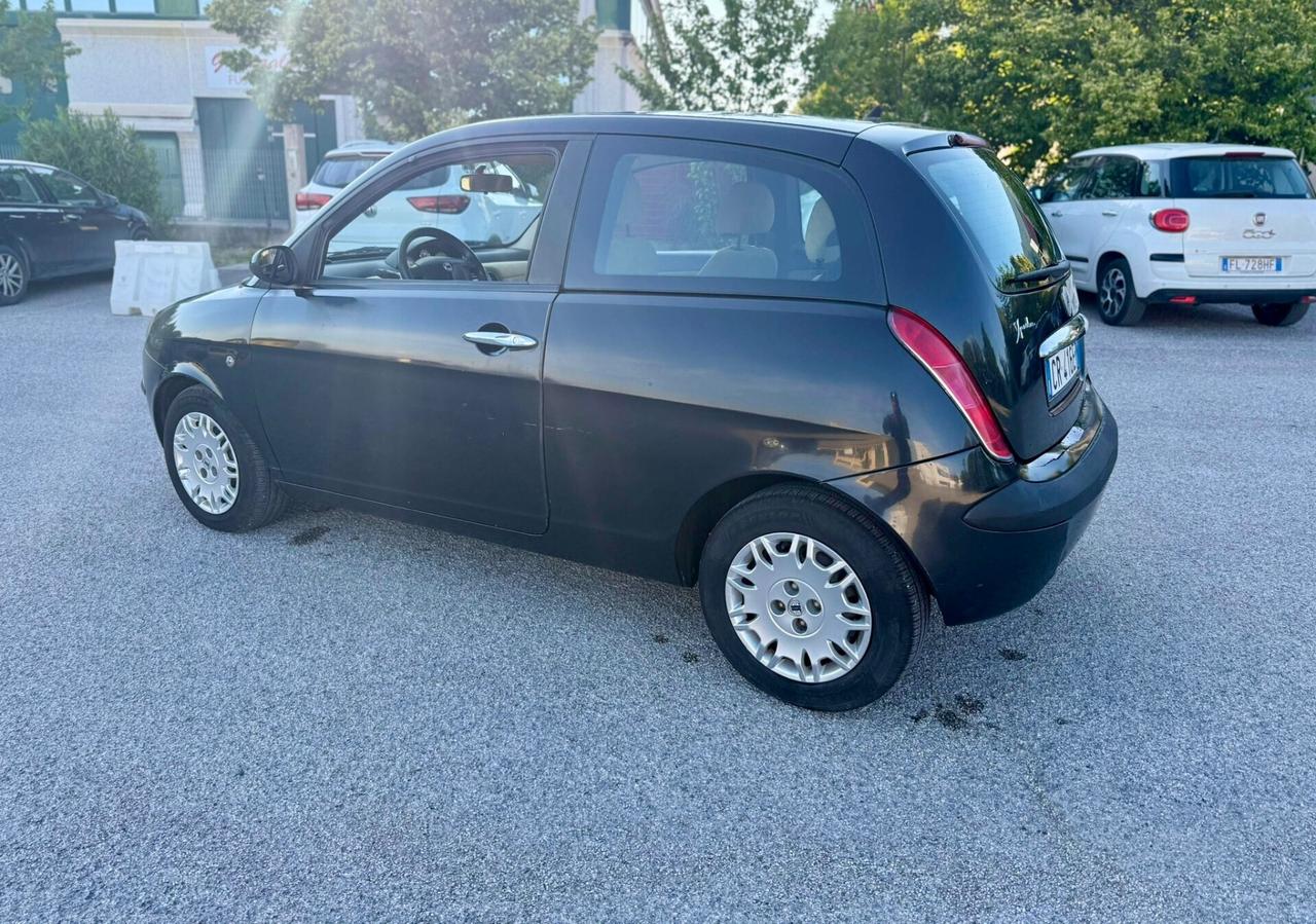 Lancia Ypsilon 1.2 benzina NEOPATENTATI uniproprietà
