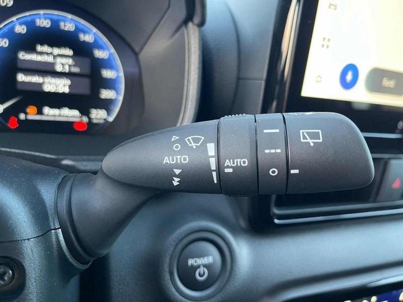 Toyota Yaris 1.5 130 Hybrid 5 porte Lounge - NUOVA