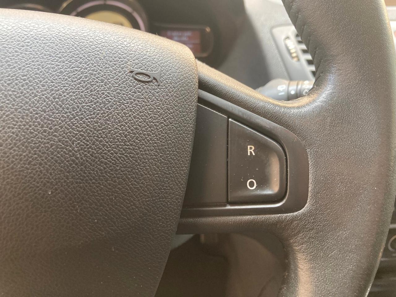 Renault Megane 1.6 -99000 KM- 2009