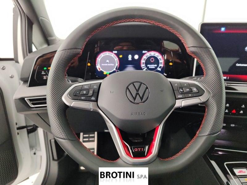 Volkswagen Golf 2.0 TSI GTI DSG