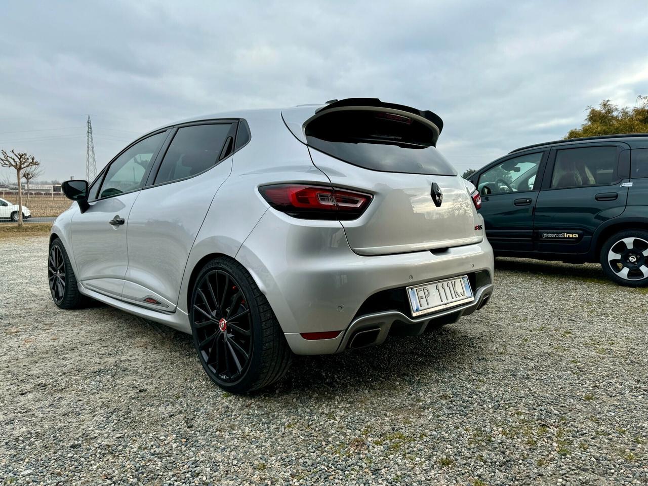 Renault Clio TCe 220CV EDC 5 porte Energy R.S. Trophy