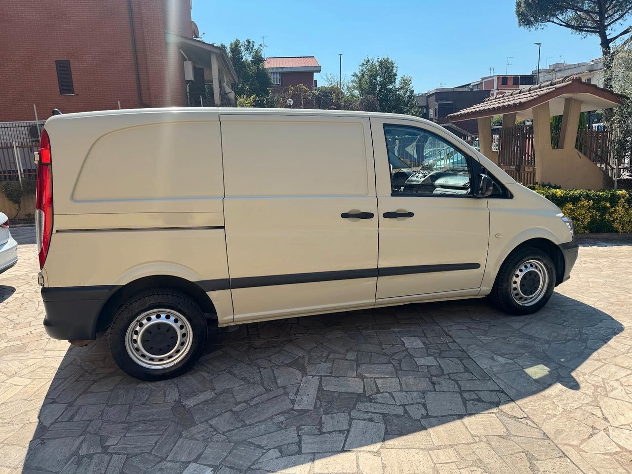 MERCEDES VITO 113 CDI AUTOMATICO BI-XENO PARKTRONIC UNIPROPRIETARIO IVA