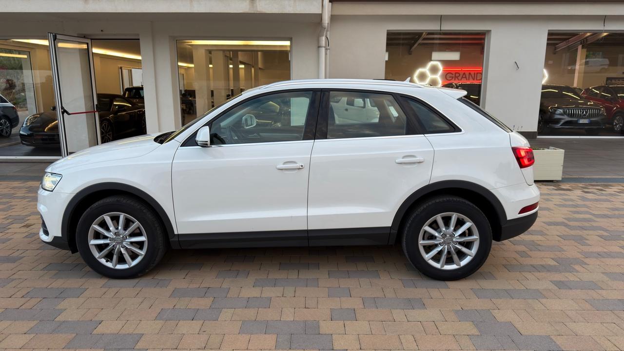 Audi Q3 2.0 TDI 150 CV quattro S tronic Sport
