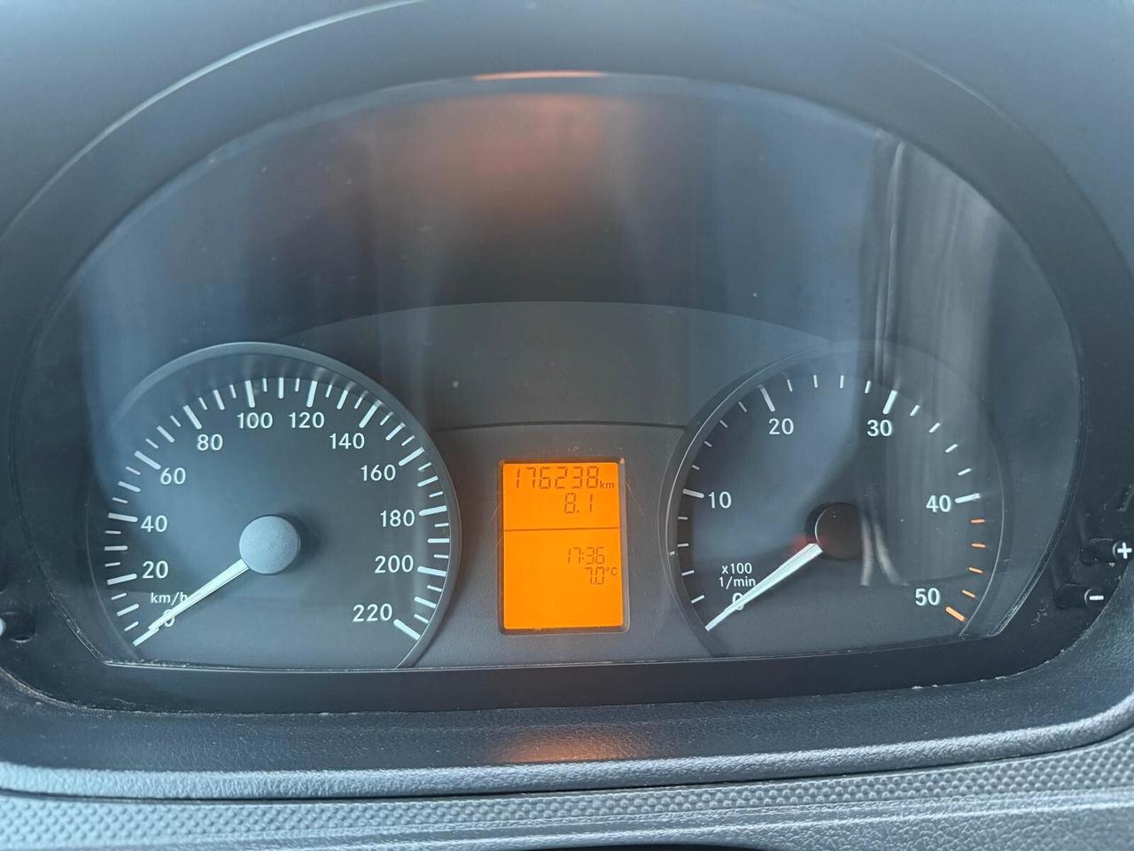 Mercedes-Benz Vito 2.2 Vito 2.2 113 CDI Mixto Vetrato Long 6 POSTI