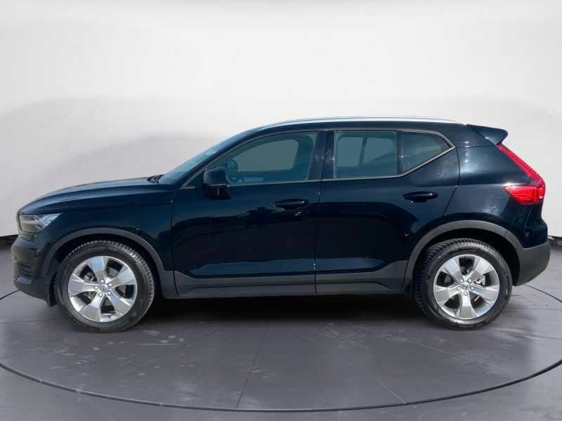 VOLVO XC40 1.5 t3 Momentum 156cv manuale