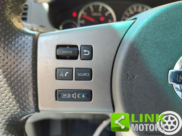 NISSAN Pathfinder 2.5 dCi LE Platinum