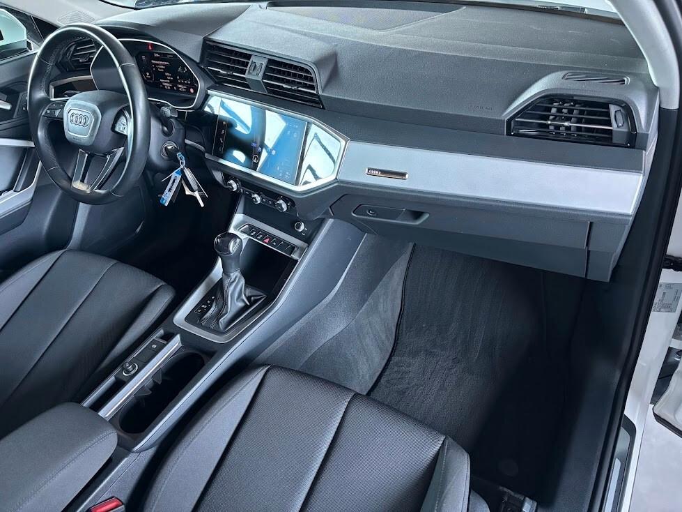 Audi Q3 35 TFSI S tronic Business Advanced MHEV