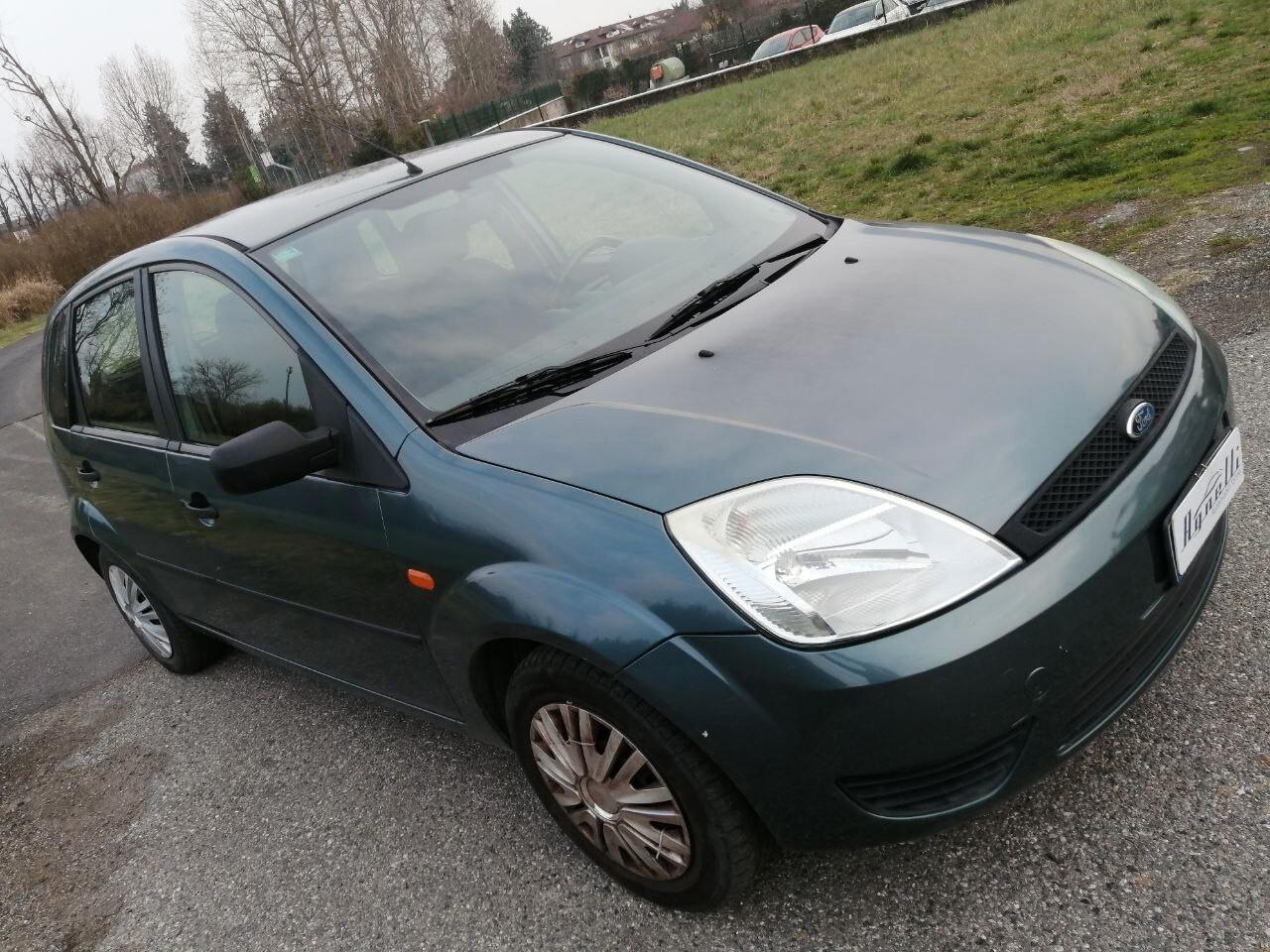 Ford Fiesta 1.4 16V 5p. Ghia