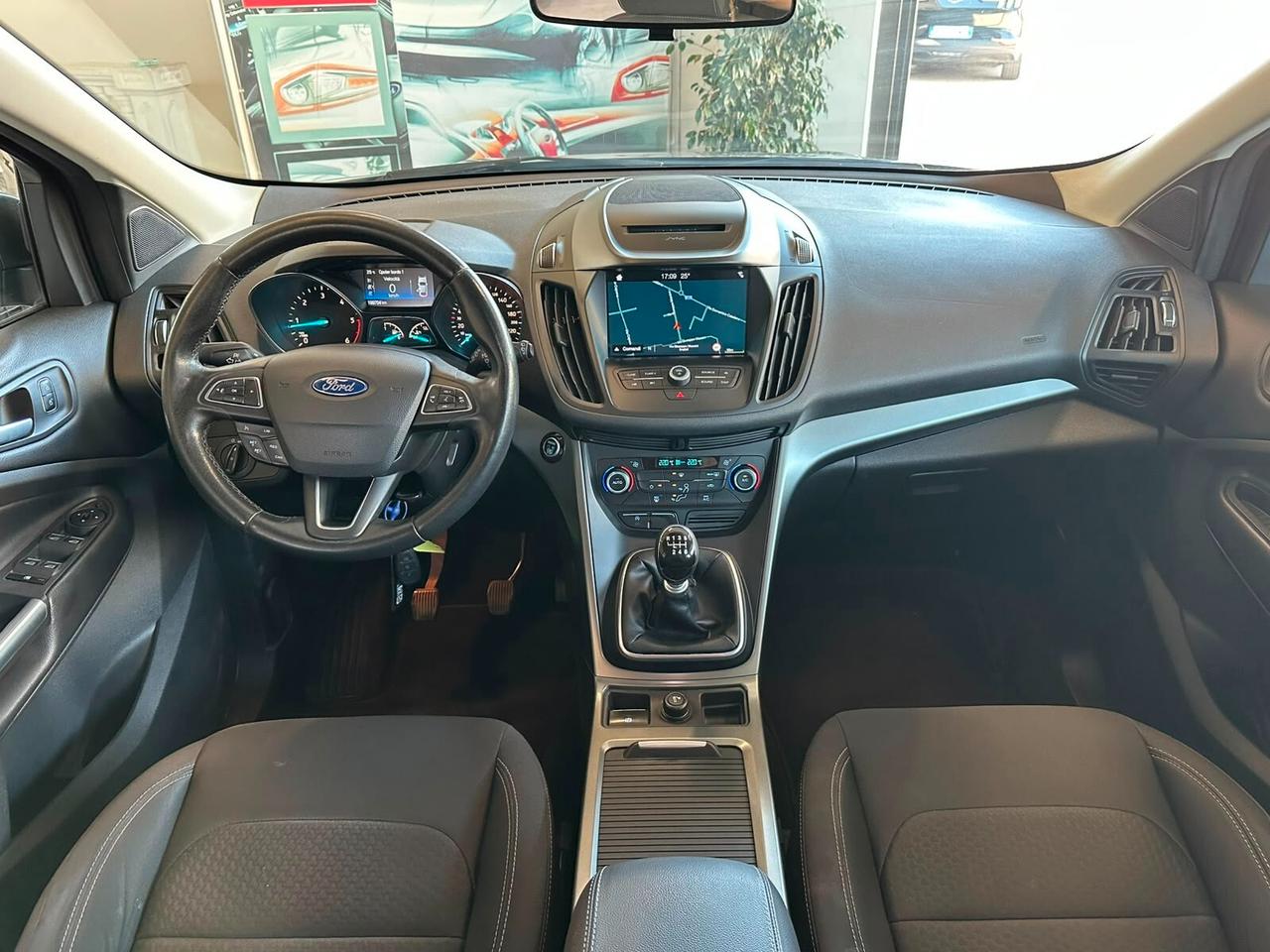 Ford Kuga 2.0 TDCI 150 CV S&S 2WD Titanium