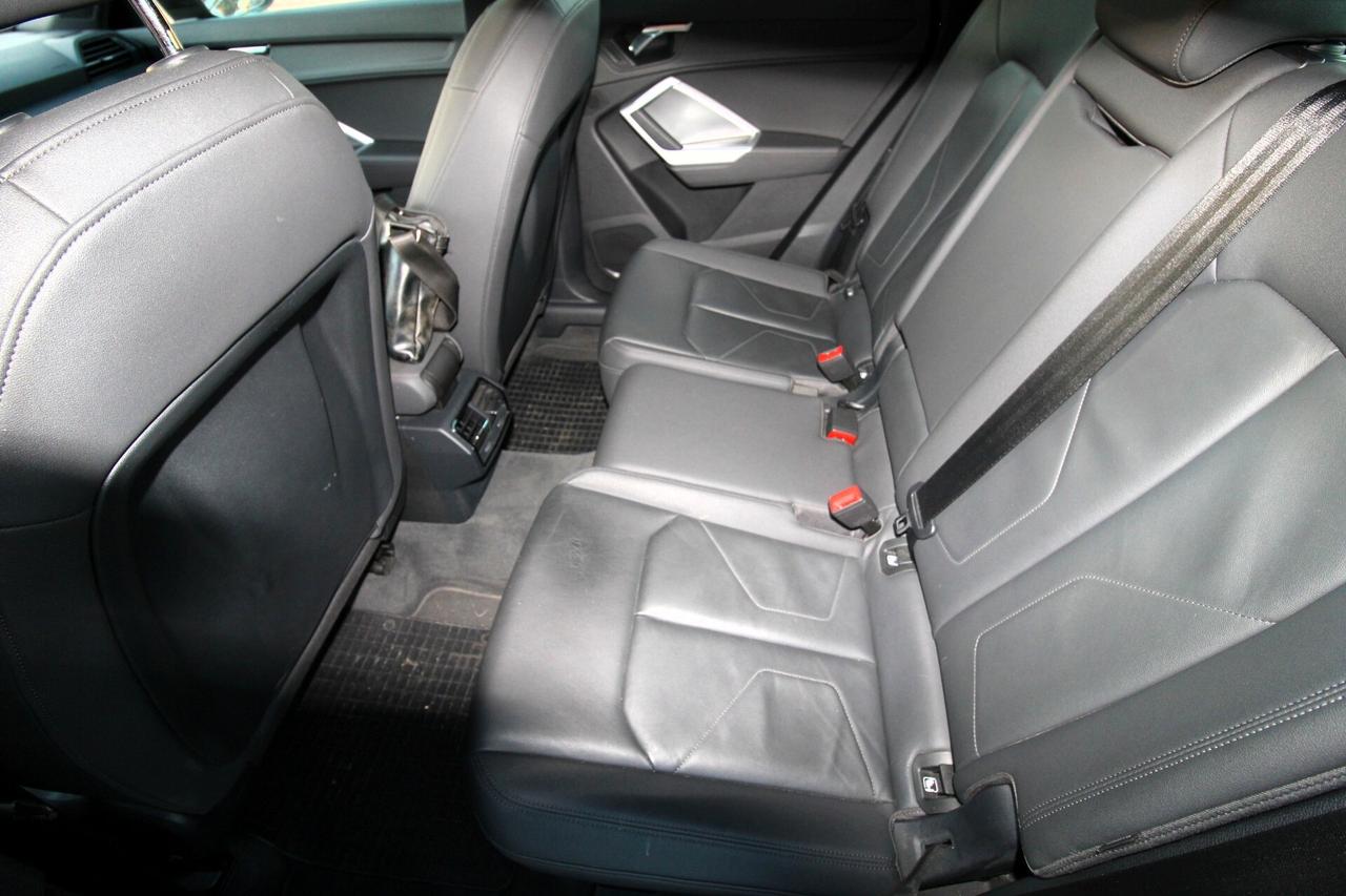 Audi Q3 SPB 35 TDI quattro edition