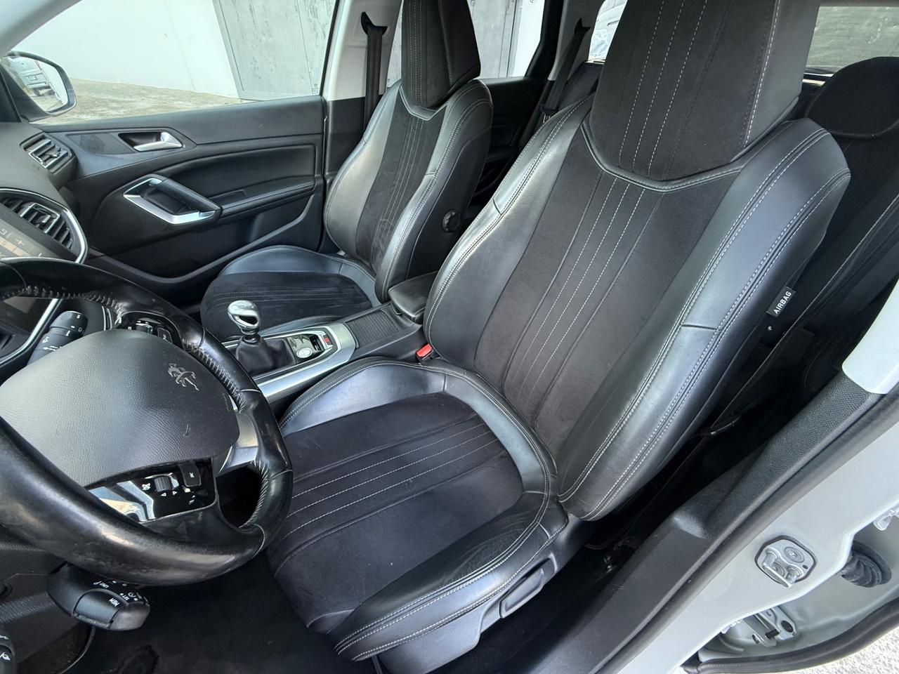 Peugeot 308 1.6 HDI DIESEL EURO 6B 2016 FULL OPT