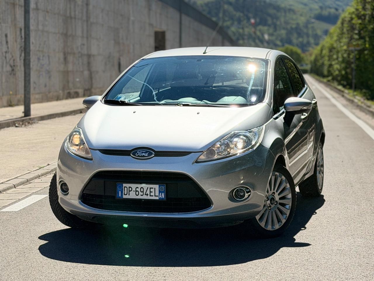 Ford Fiesta 1.4 TDCi 5p. Titanium ok neopatentati
