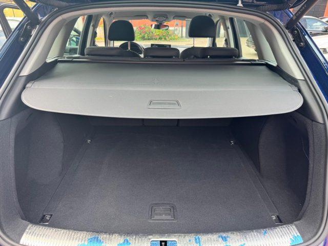AUDI Q5 35 TDI S tronic Business