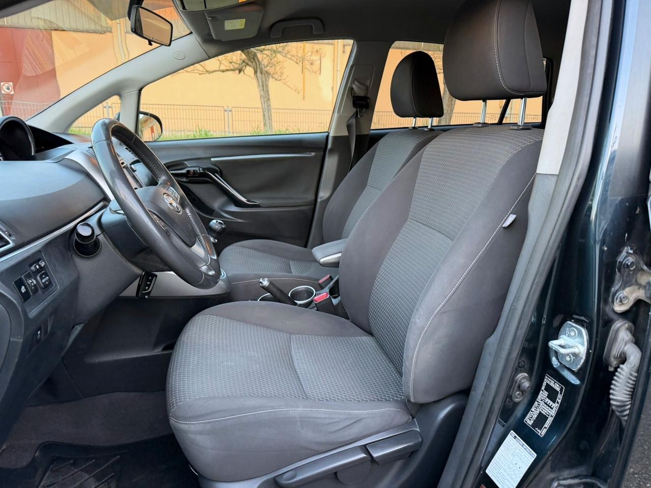 Toyota Verso 2.0 Luxury 7 posti EURO5B