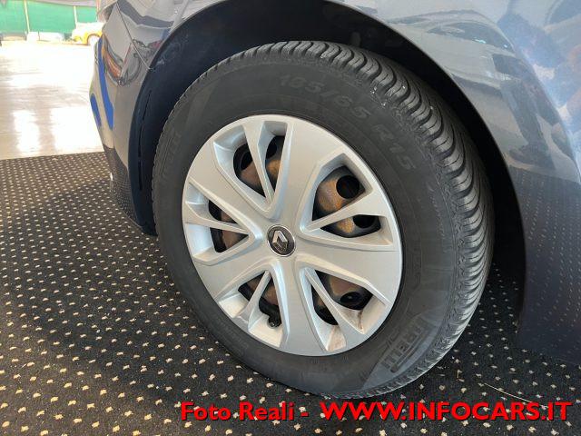RENAULT Clio TCe 12V 75 CV 5p Business PROMO NEOPATENTATI