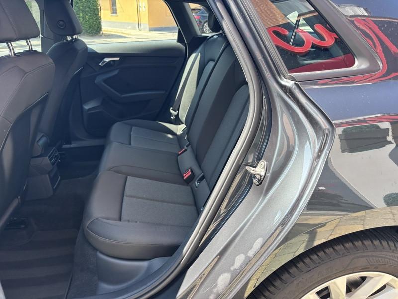 Audi A3 Sportback 30 2.0 tdi Business LED-PHONE APPS