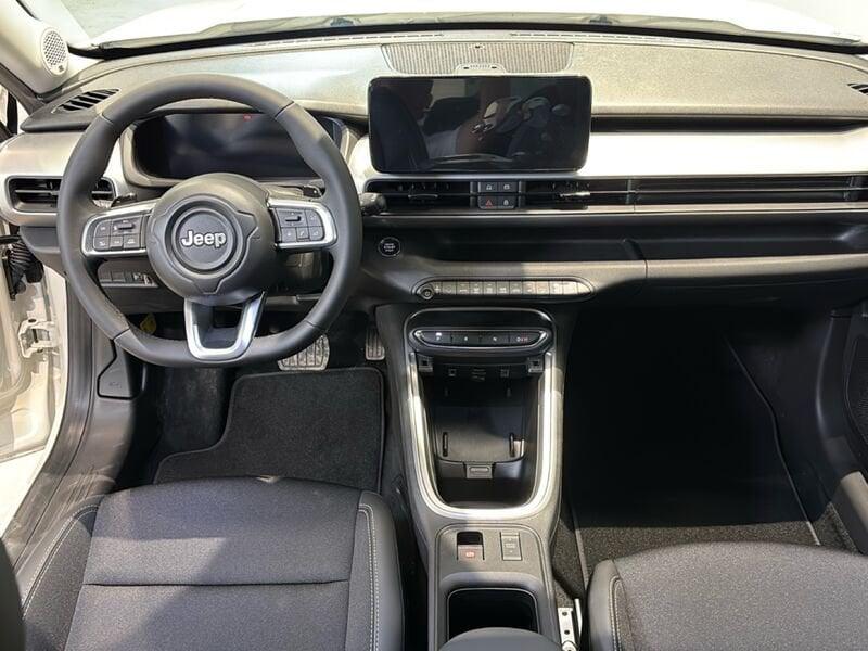 Jeep Avenger e-Hybrid 1.2 MHEV e-Hybrid Turbo Summit
