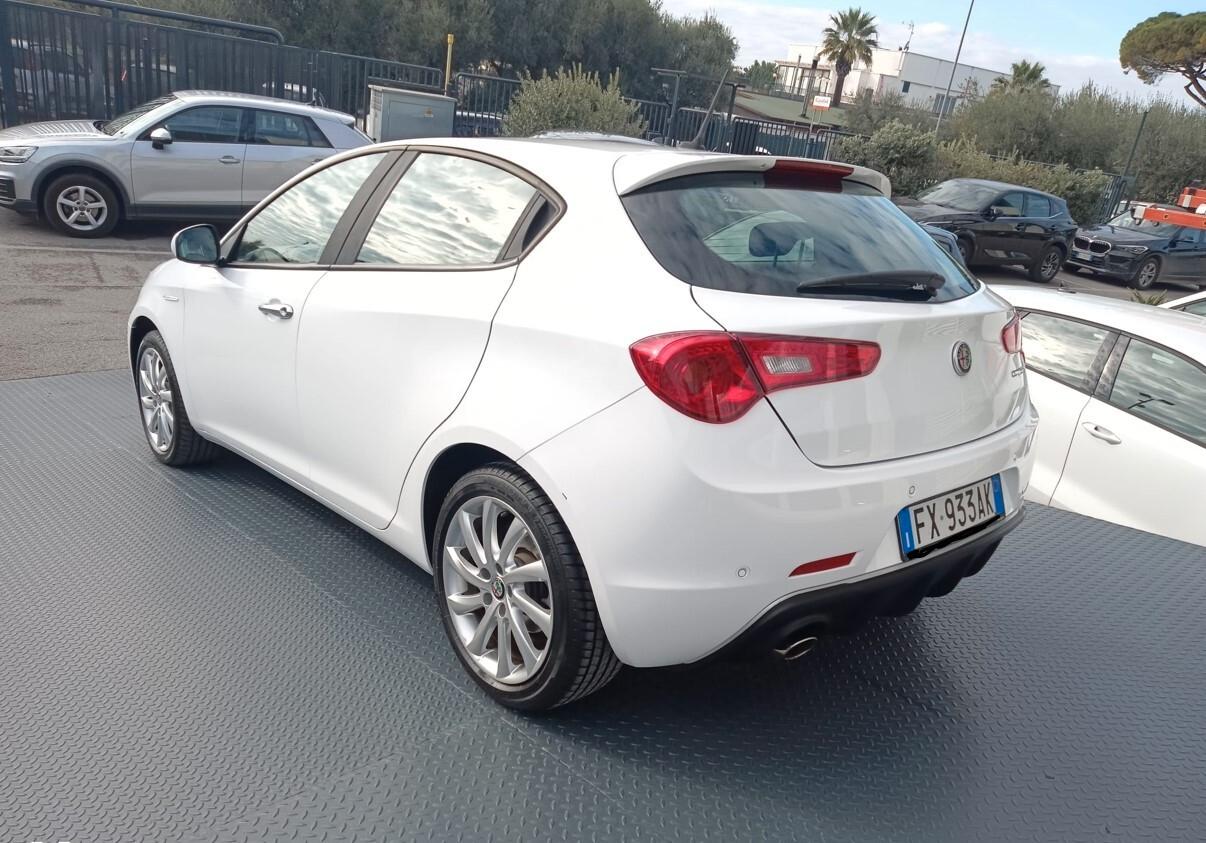 Alfa Romeo Giulietta 1.6 JTDm TCT 120 CV