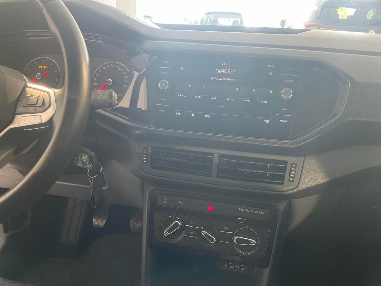 Volkswagen T-Cross 1.0 95CV PRONTA CONSEGNA NEOPATENTATI