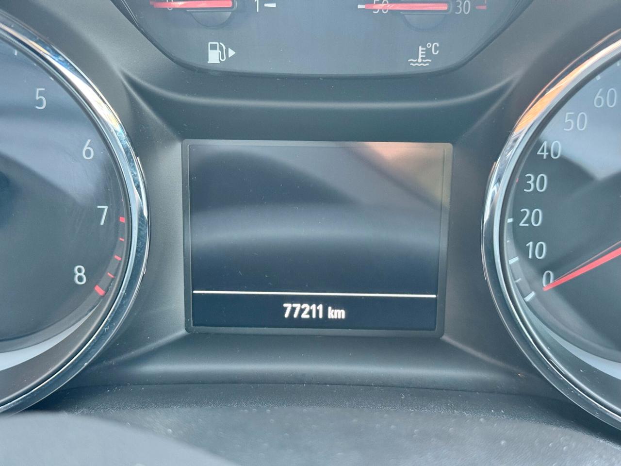 Opel Astra 1.2 Turbo 130 CV
