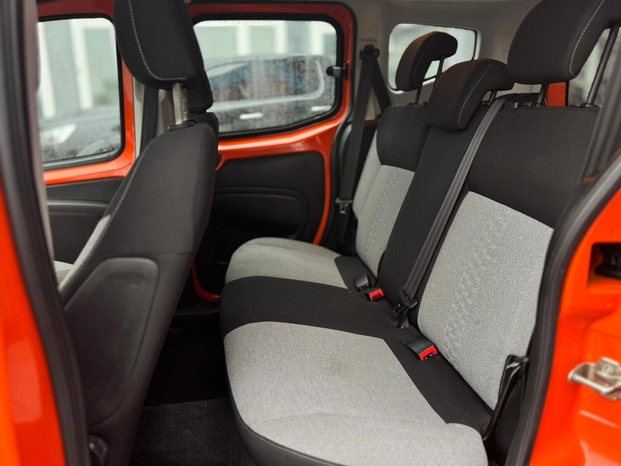 Fiat Qubo 1.4 8V 77 CV Lounge Natural Power