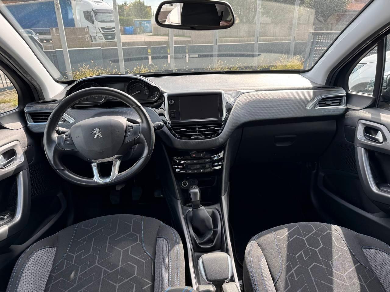 Peugeot 2008 PureTech 82 Allure