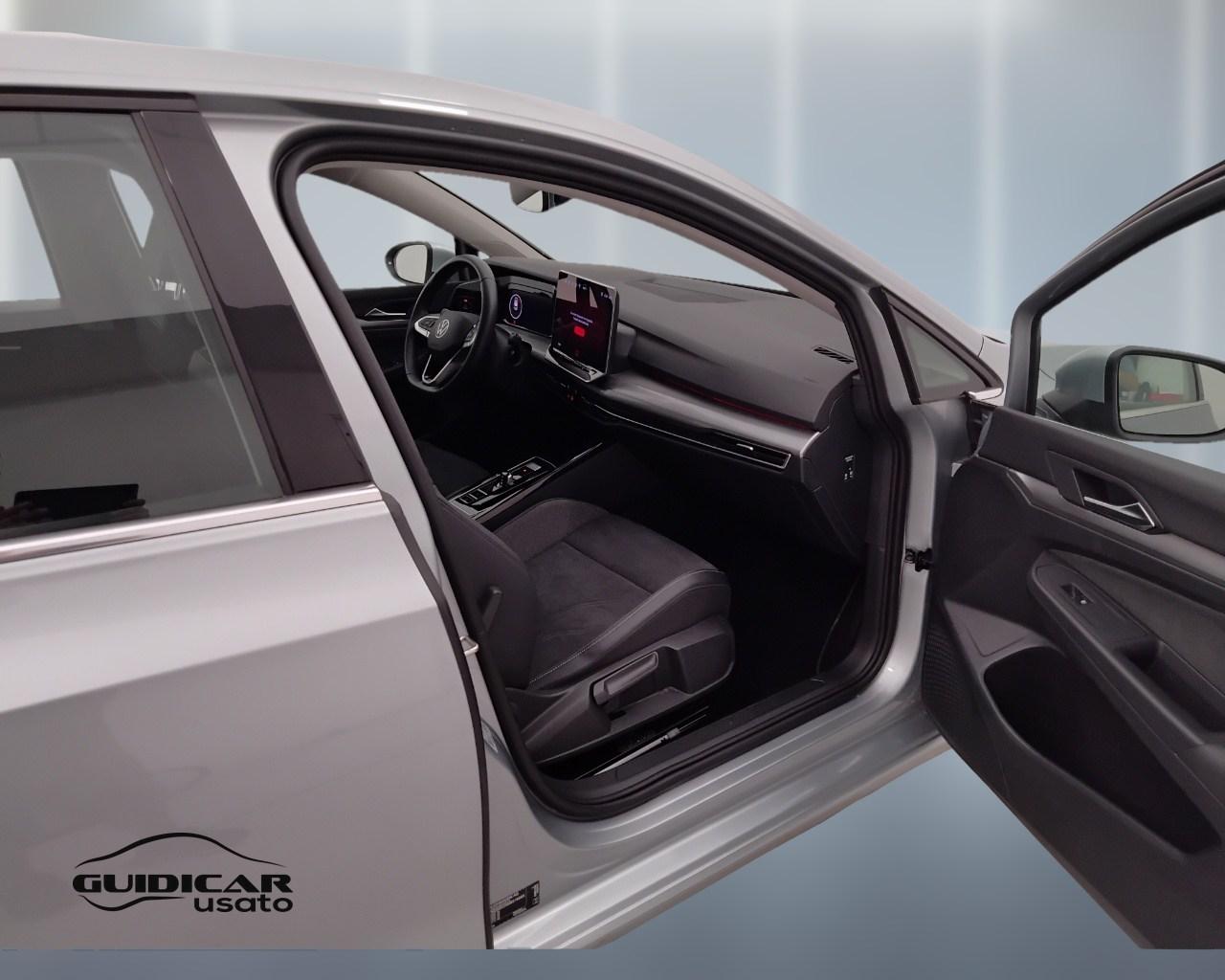 VOLKSWAGEN Golf VIII 2024 - Golf 2.0 tdi Style 150cv dsg