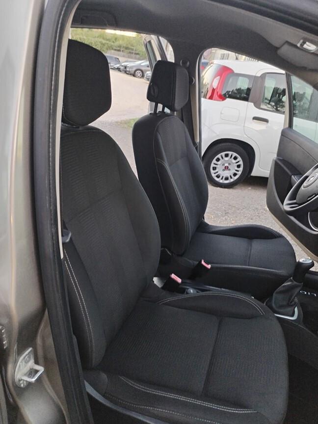 Renault Clio 1.2 16V 5 porte Dynamique GPL 2/2010 KM 97000 CONSEGNA CON MANUTENZIONI