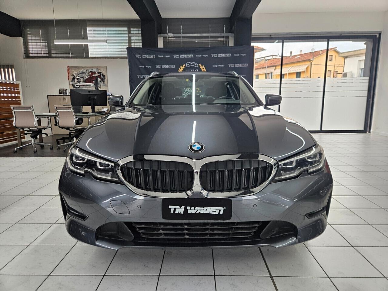 BMW 318 d Touring mhev Business Advantage auto