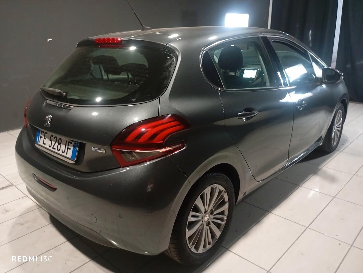 PEUGEOT 208 DEL 2016 1200 BENZINA 30.000 KM