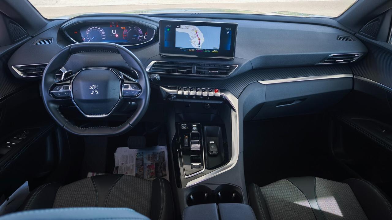 Peugeot 3008 Dic 2023 1.5BlueHd Eat8 130cv Allure