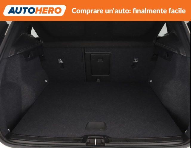 VOLVO XC40 T3 Momentum
