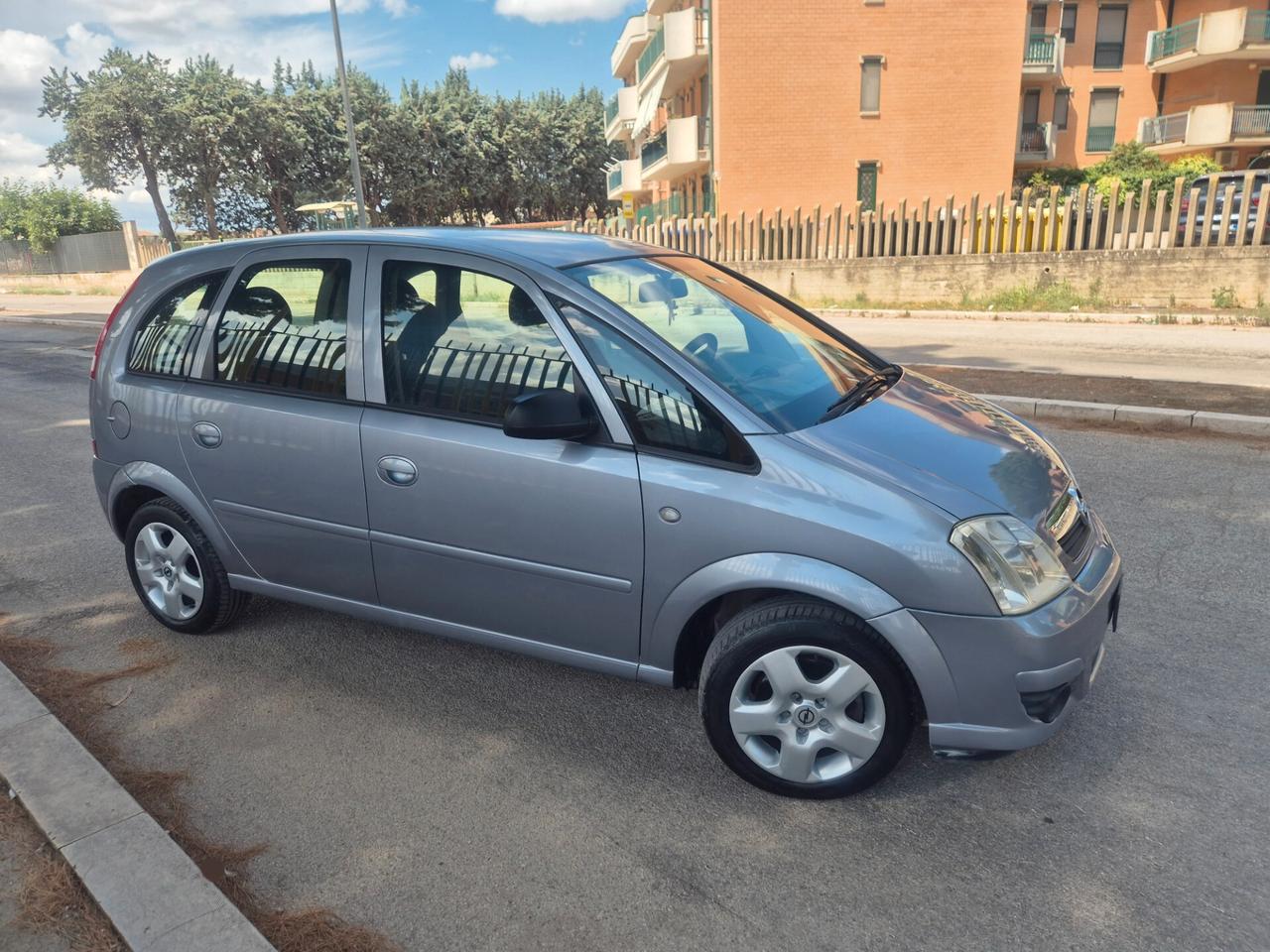 Opel Meriva 1.3 multijet 75cv gangio traino 09