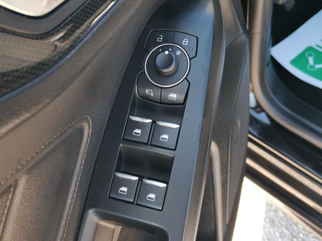 FORD Focus 1.5 EcoBlue 120 CV 5p. ST-Line /Unicopr.