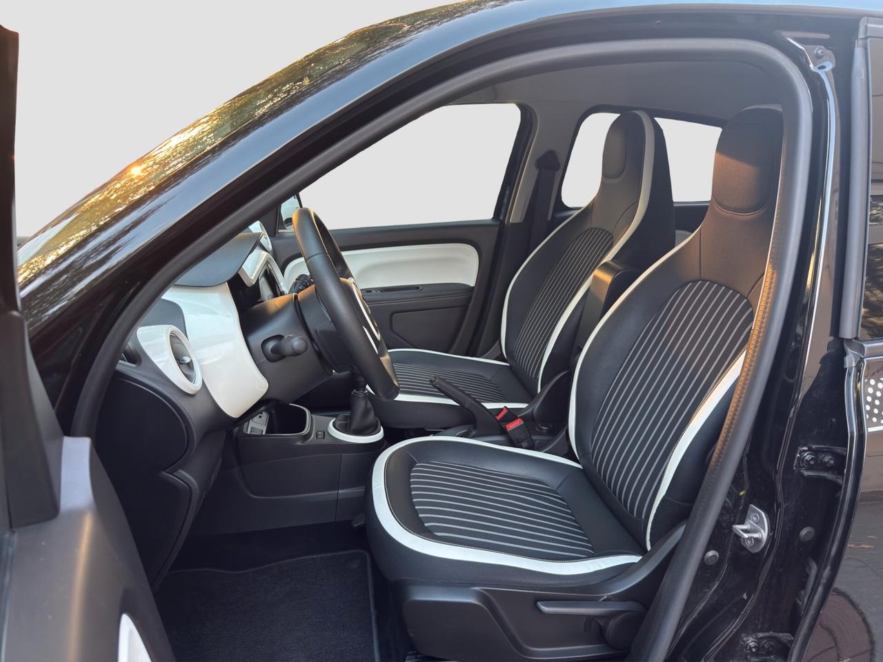 Renault Twingo 1.0 sce Intens 65cv