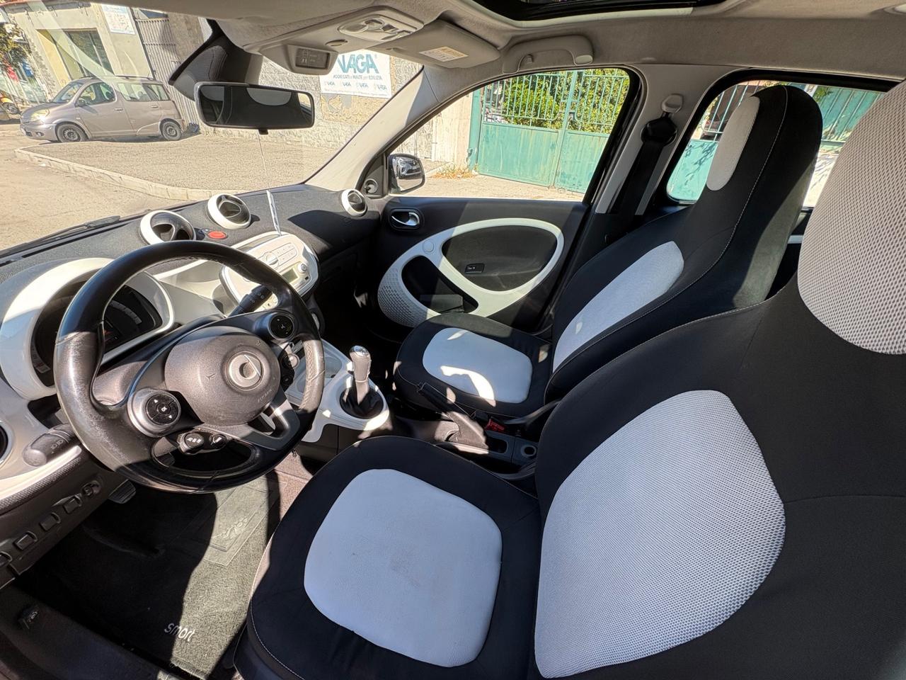 Smart Forfour 1.0 Full Optional 70cv GPL