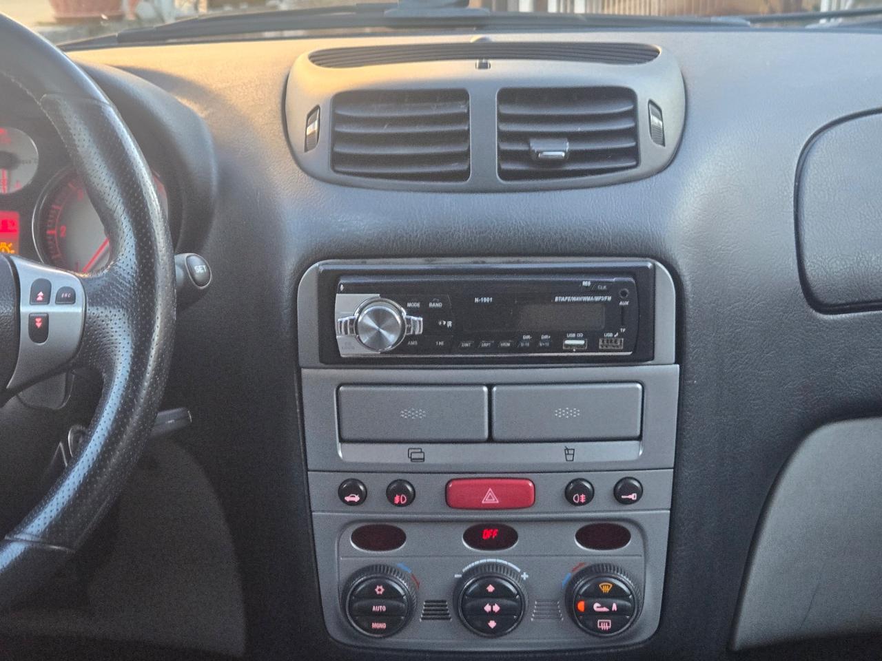 Alfa Romeo 147 5p 1.9 jtd Murphy&Nye 120cv